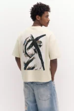 Short sleeve sweatshirt with graphic - Image 2